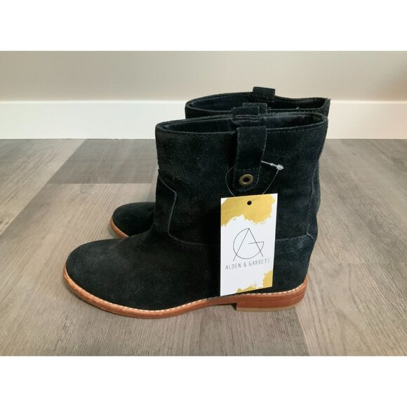 Cole Haan Grand OS Black Suede Booties W/ Plaid Lining, Size 7 (US) - Picture 4 of 10